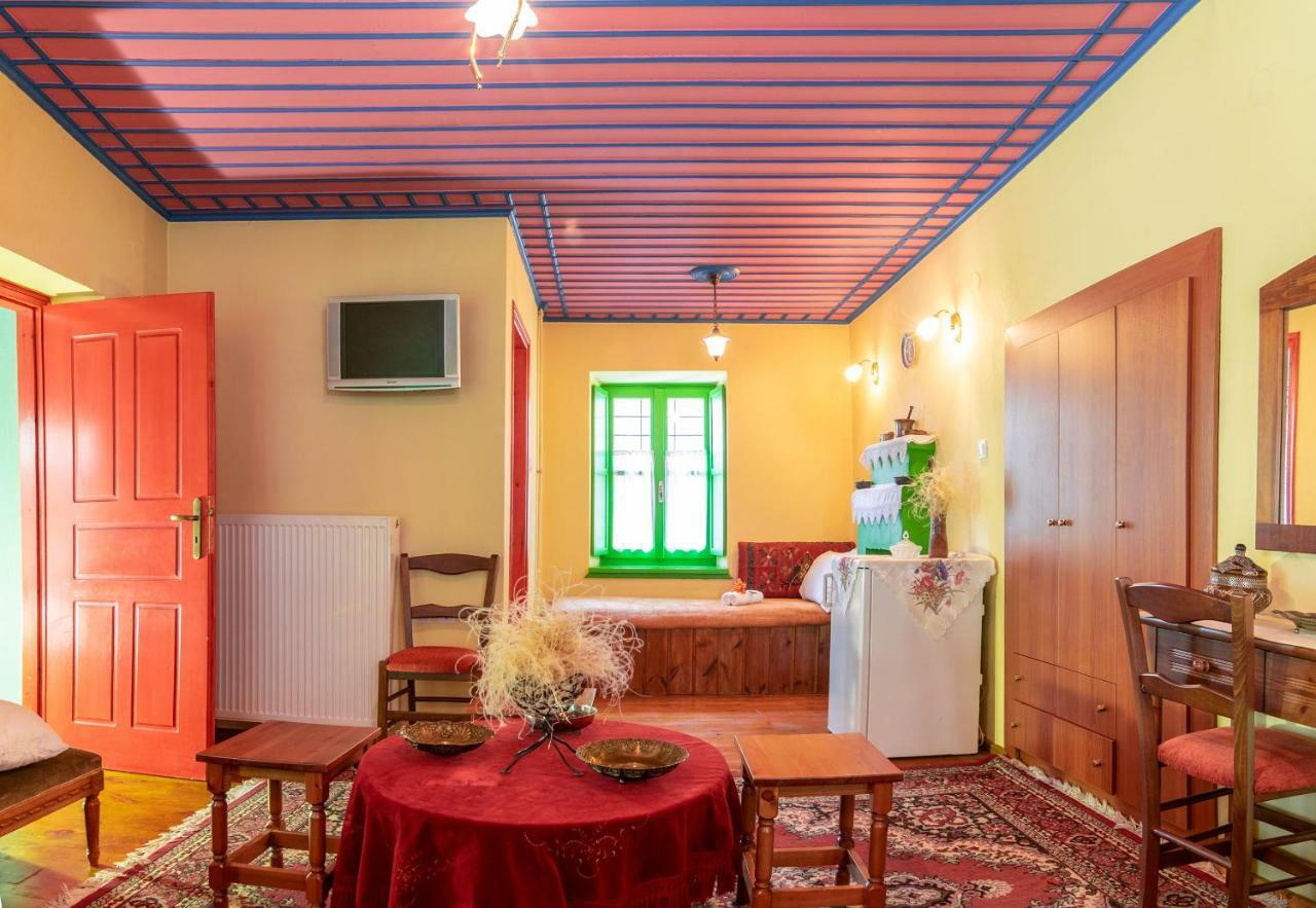 Morfeas Guesthouse Papingo Dış mekan fotoğraf