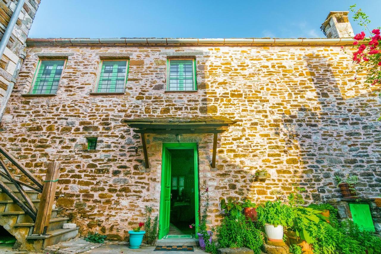 Morfeas Guesthouse Papingo Dış mekan fotoğraf